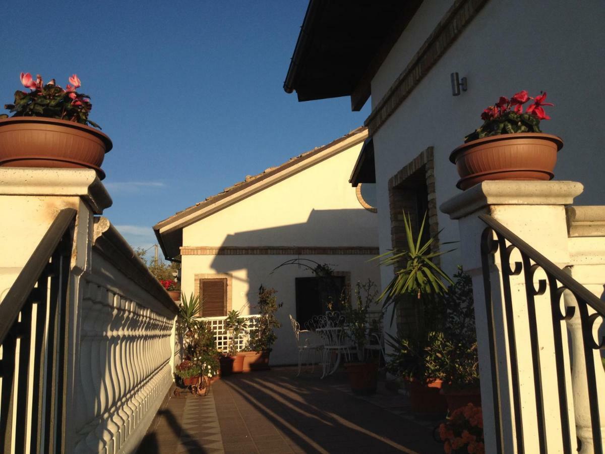 Via Col Vento Bed & Breakfast Chieti Exterior photo