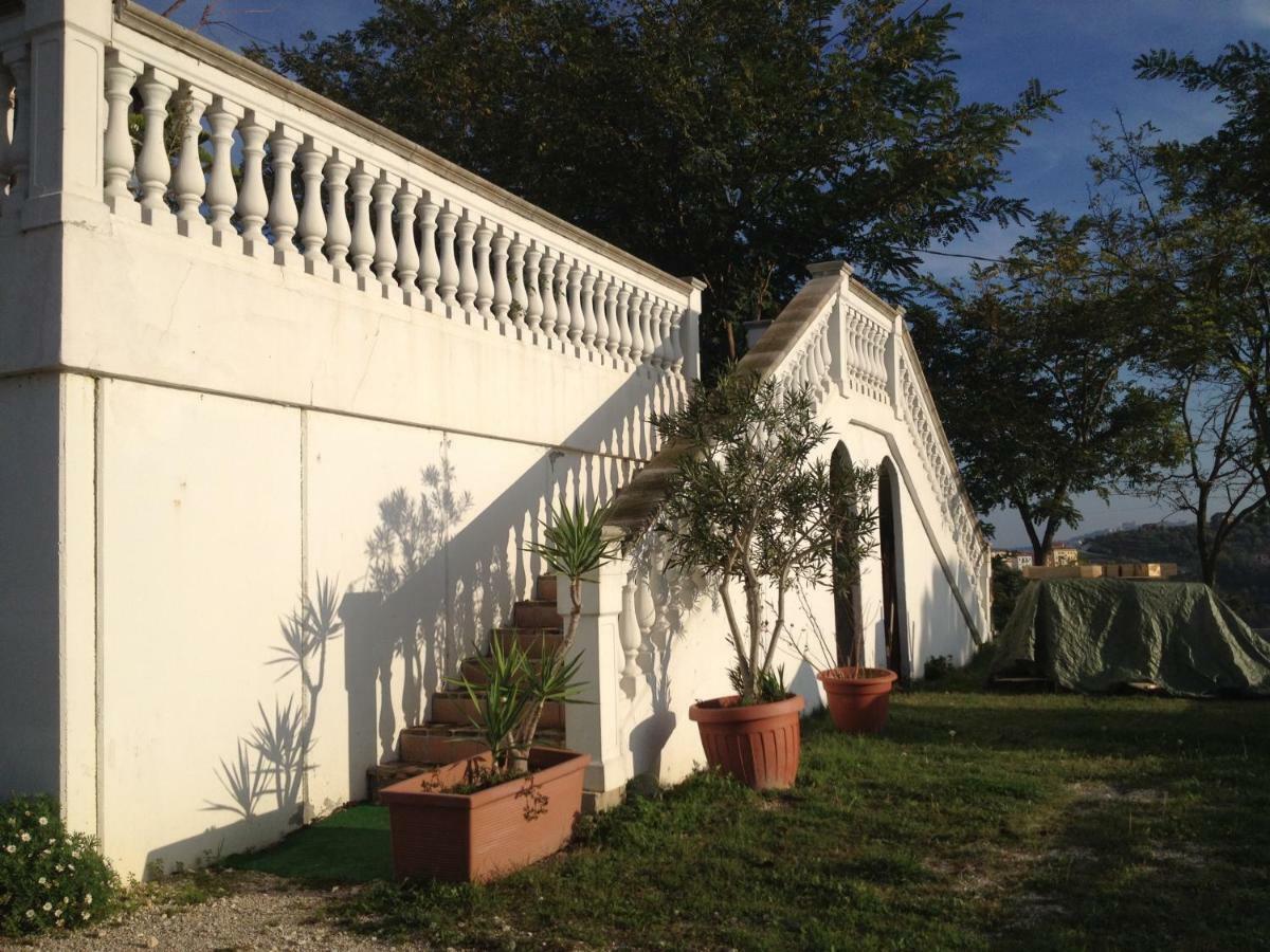 Via Col Vento Bed & Breakfast Chieti Exterior photo